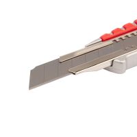 Нож с сегментированным лезвием 18 мм, металлический обрезиненный корпус REXANT 12-4900